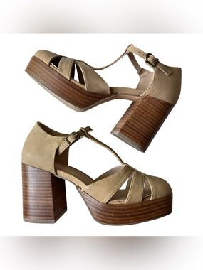 CUSHIONARE TIZZY PLATFORM HEELED SANDALS TAN SIZE 6 WOMENS